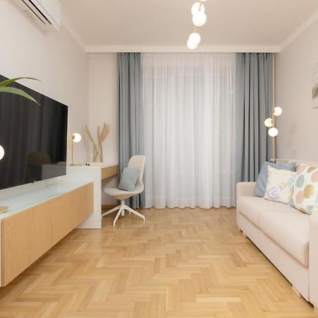 Bright Apartment Kasprzaka Warsaw Wola Near Metro Station By Noclegi Renters Bagian luar foto