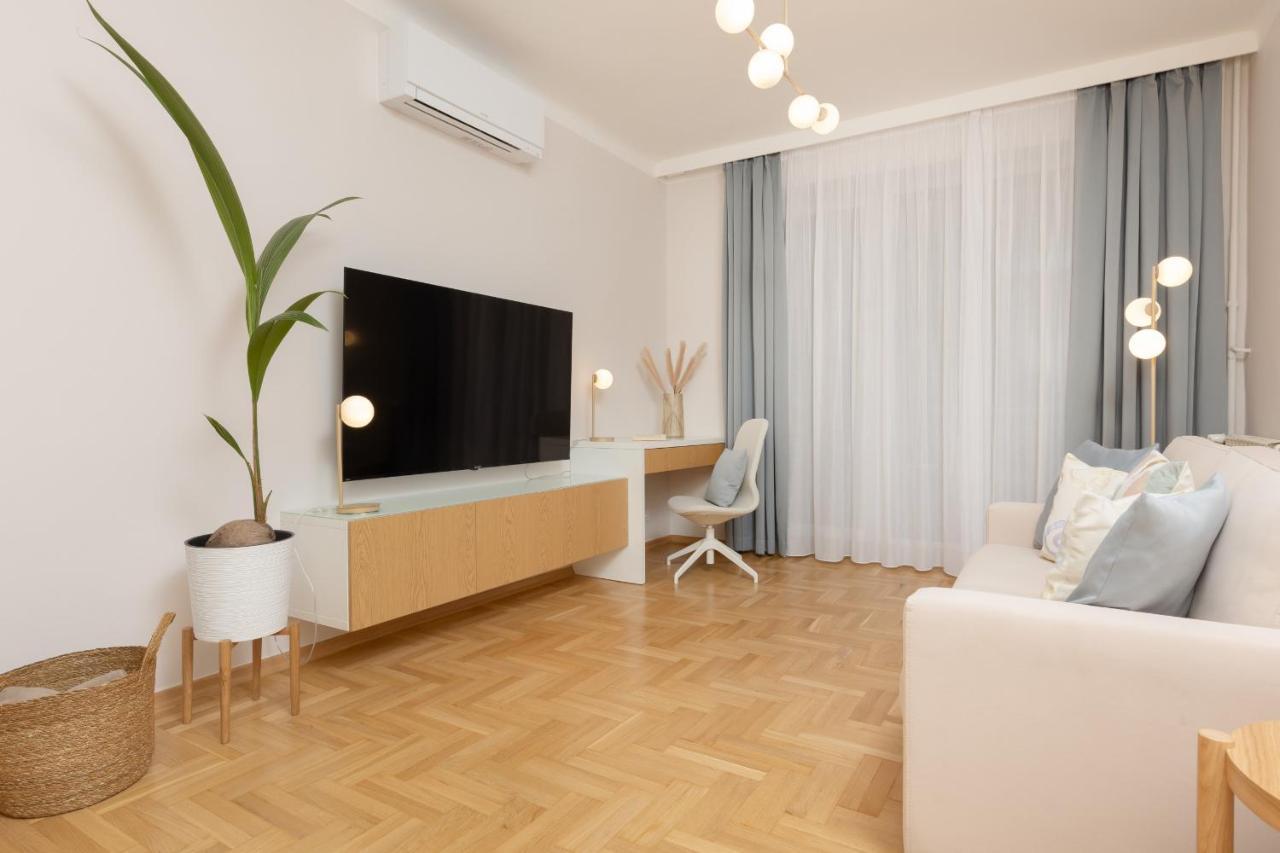 Bright Apartment Kasprzaka Warsaw Wola Near Metro Station By Noclegi Renters Bagian luar foto